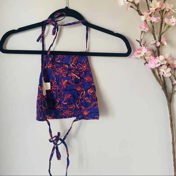 UO / STARING AT STARS / SMOCK HALTER TANK - Picture 3 of 4